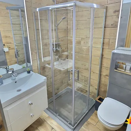 Tour Apartament